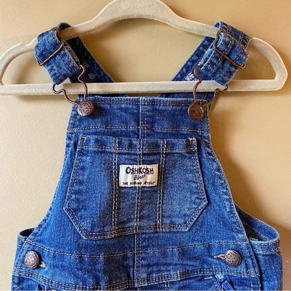 OshKosh B'gosh Girls Floral Denim Overalls Size 12 Months - Picture 3 of 11